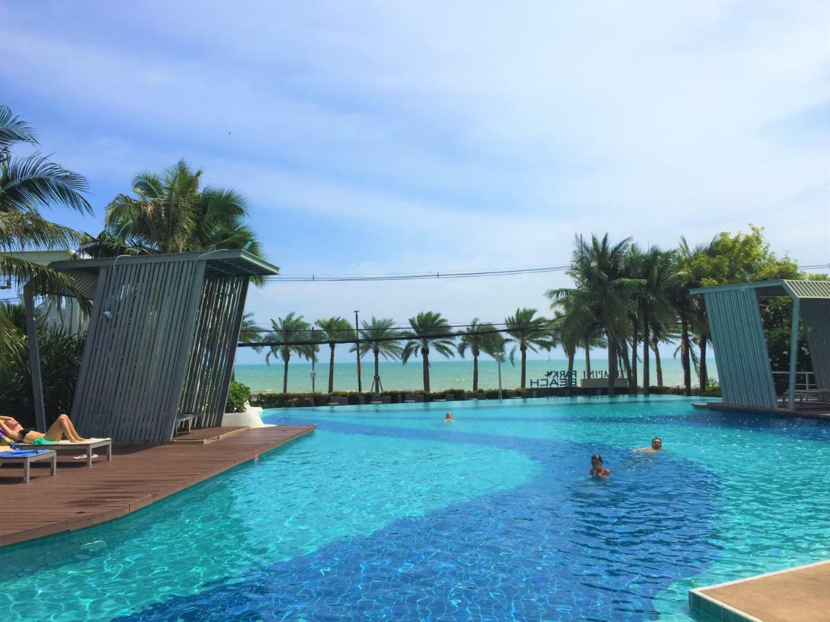 Cosy Lumpini Beachfront One Bedroom Jomtein Jomtien Beach Exteriör bild